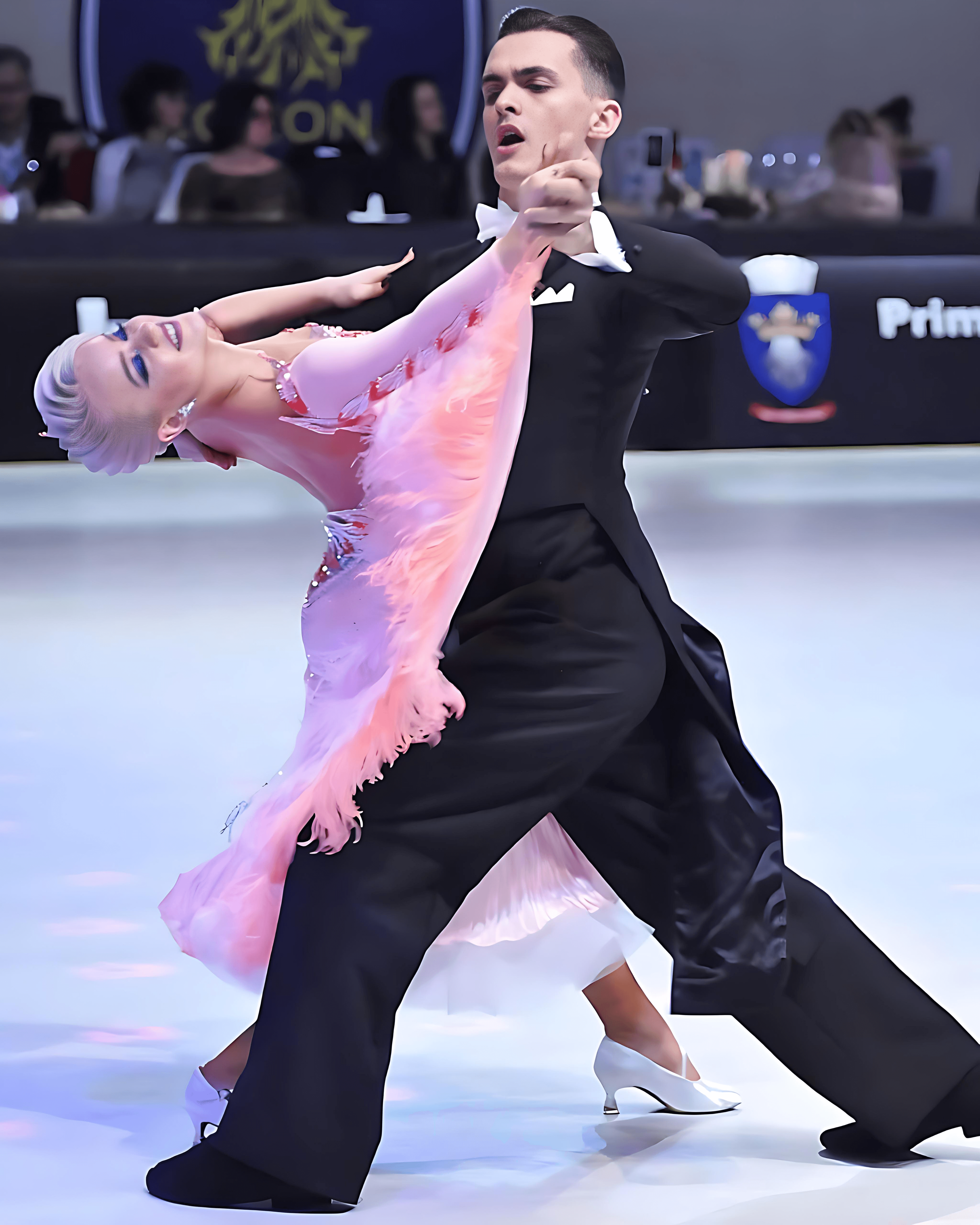 Ballroom Essence - Moment special